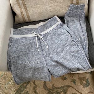 Lululemon Warm Down Jogger sweatpants size 10